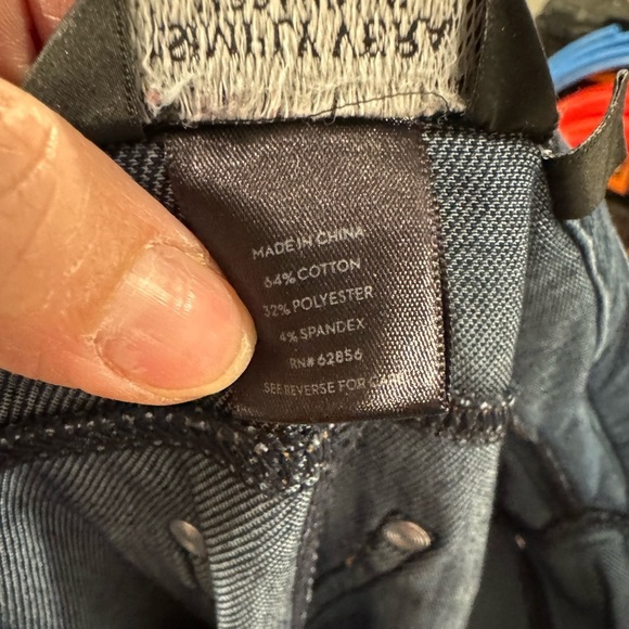 Simply Vera Wang Skinny Dark Blue Jeans Size‎ Small - Picture 8 of 9